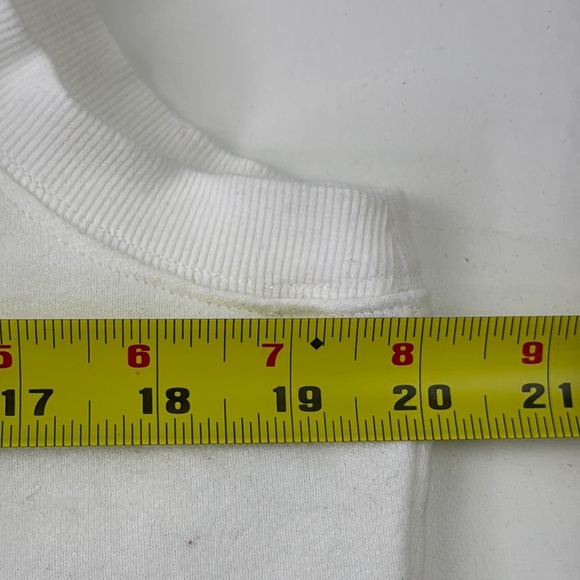 Aritzia Women's White COZY AF Sweater Vest - Picture 9 of 11